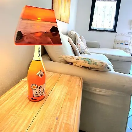 Mikey Con Terrazza *