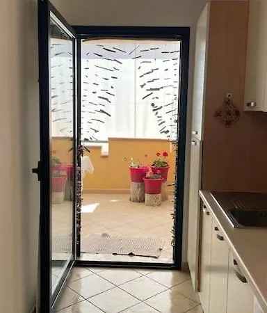 Lägenhet Mikey Con Terrazza *