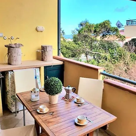 Lägenhet Mikey Con Terrazza